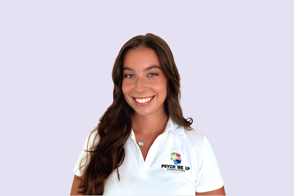 Natalie Gurnett, Psych Me Up Consulting, mindset performance coaching for athletics and academics-image of woman with brown hair and white tee shirt